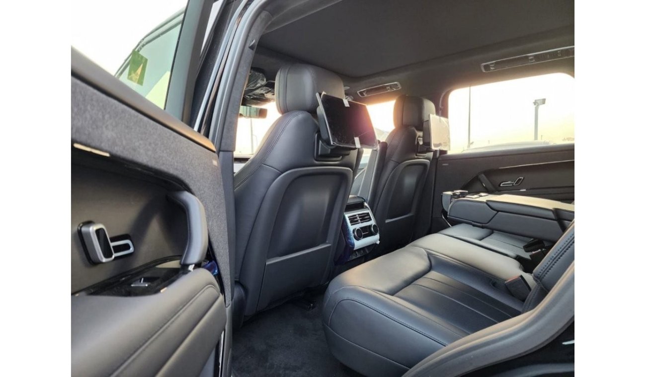 لاند روفر رينج روفر 2023 رينج رور سبورت الإصدار الأول