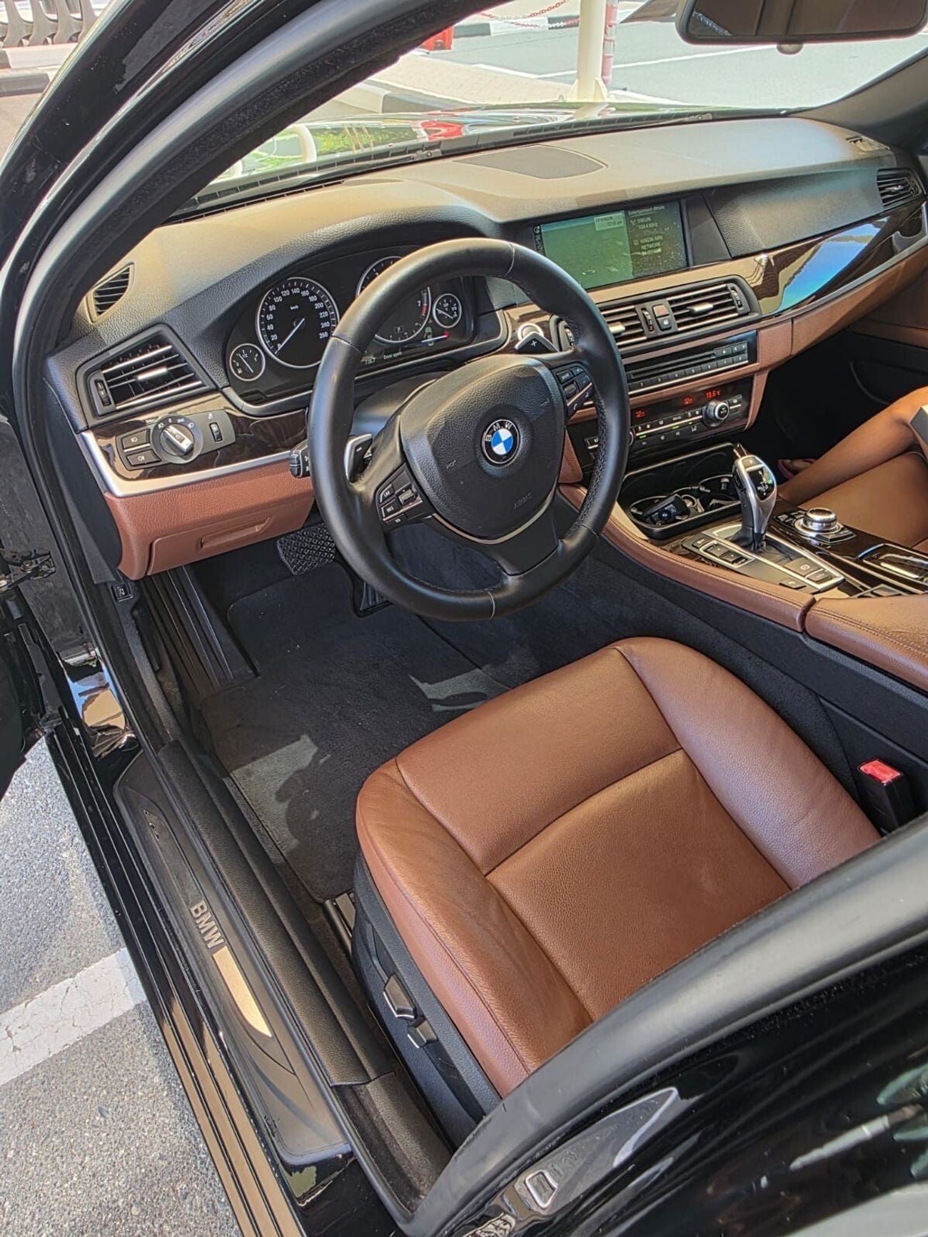 بي أم دبليو 530i