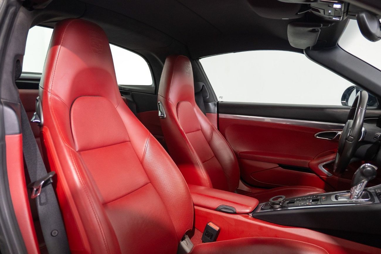 Porsche 911 Targa 4S 3.8L 2015 Porsche 911 Targa 4S / Porsche Warranty & Full Porsche Service History