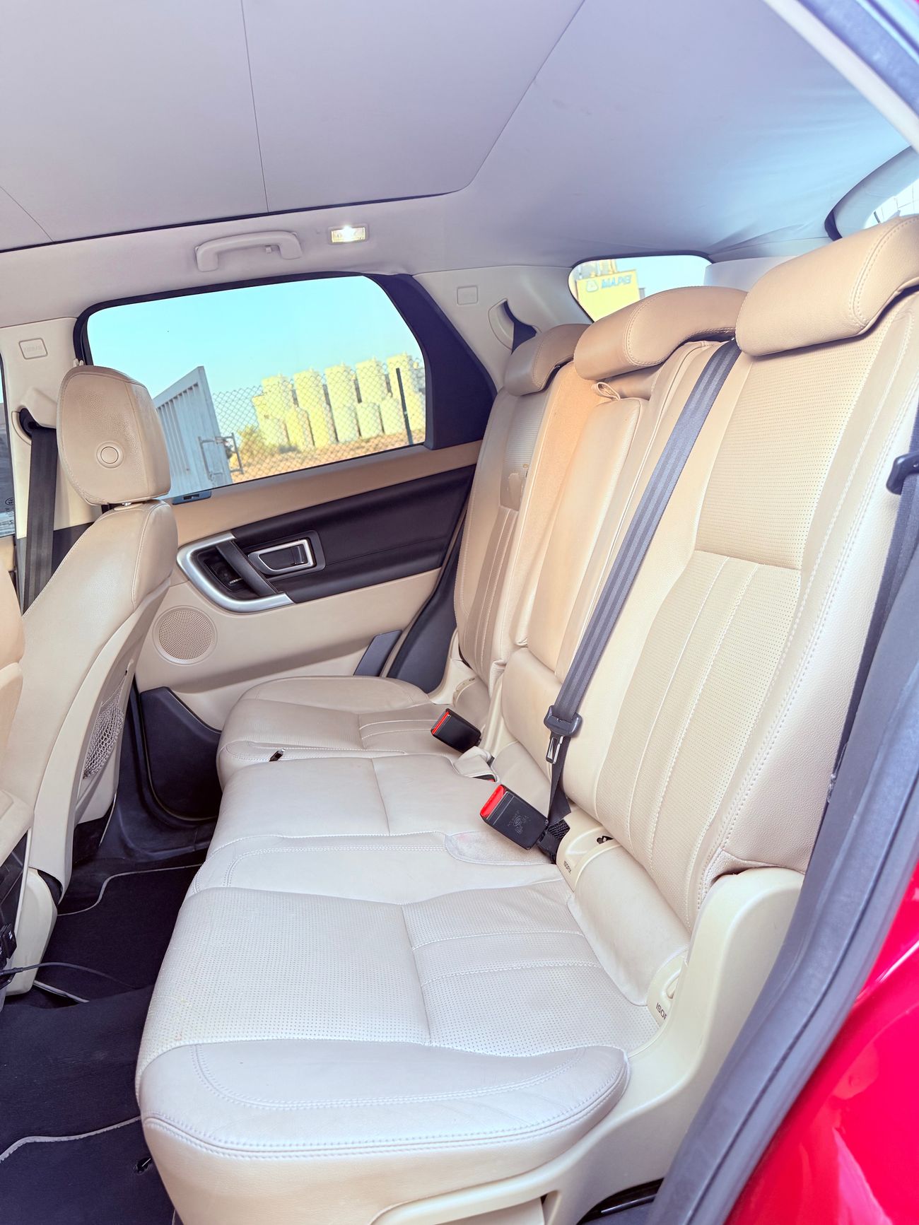 لاند روفر دسكفري سبورت Si4 HSE 2.0L (5 Seater)