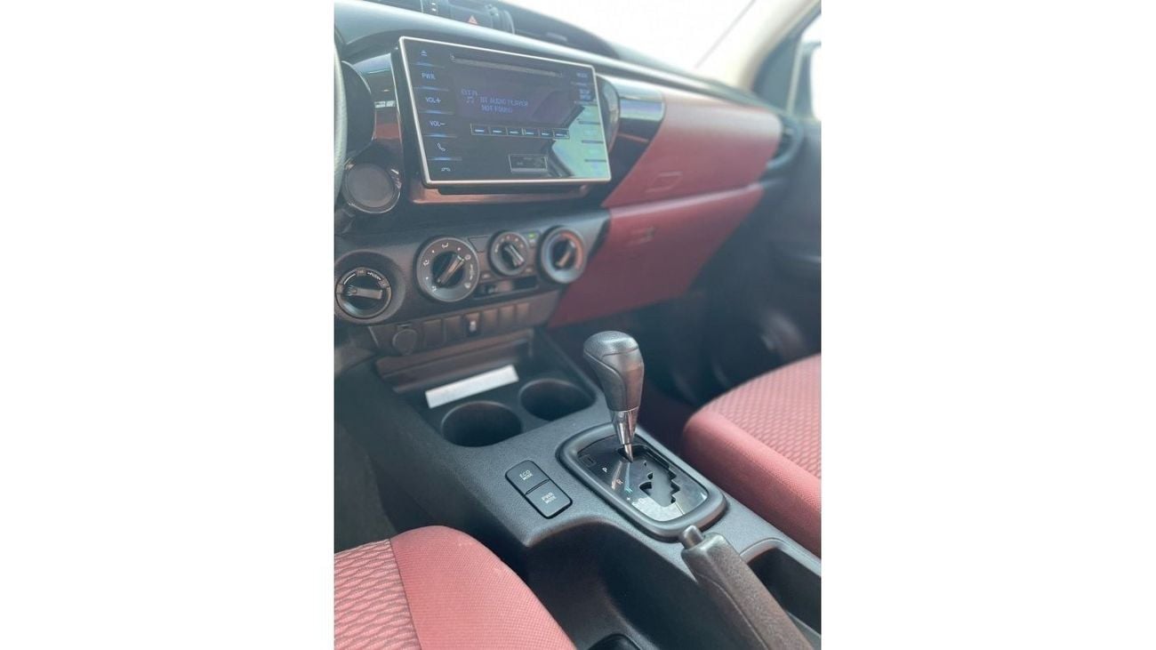 Toyota Hilux 2019 Toyota Hilux 2.7L V4 - AWD 4x4 - Full Option Automatic - Patrol -
