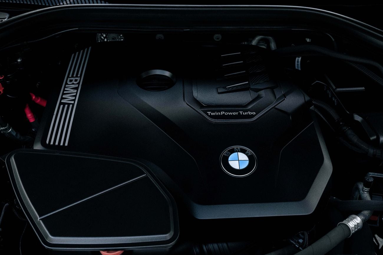 بي أم دبليو X4 X4 xDrive30i M-Kit | 2,928 P.M | 0% Downpayment | BMW Warranty & Service