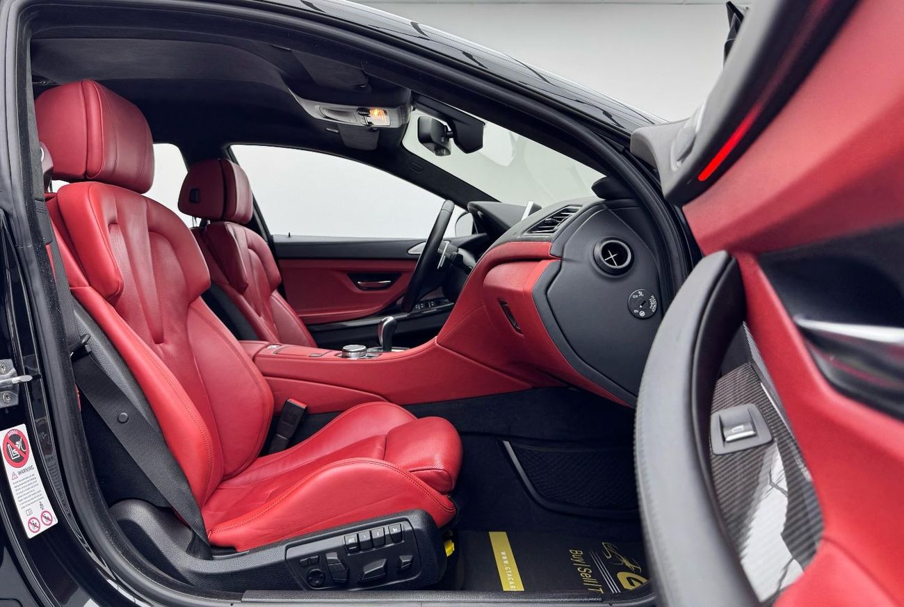 BMW M6 Std 4.4L 2015 BMW M6 Gran Coupe, Service History, Carbon Fiber Package, Very Low Kms, GCC