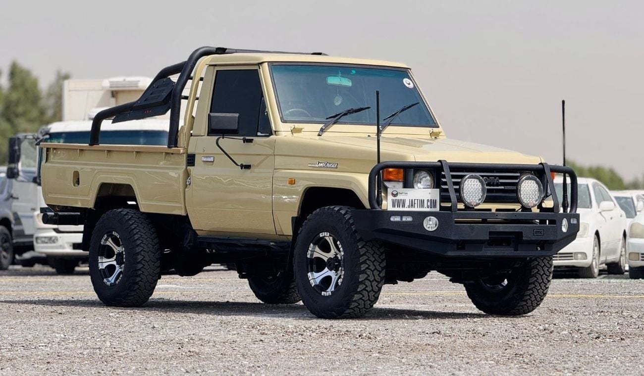 Toyota Land Cruiser Pick Up PREMIUM BULL BAR WITH LED LIGHTS | SINGLE CABIN | 1994 | 4.2L DIESEL ENGINE | RHD | MANUAL TRANSMISS