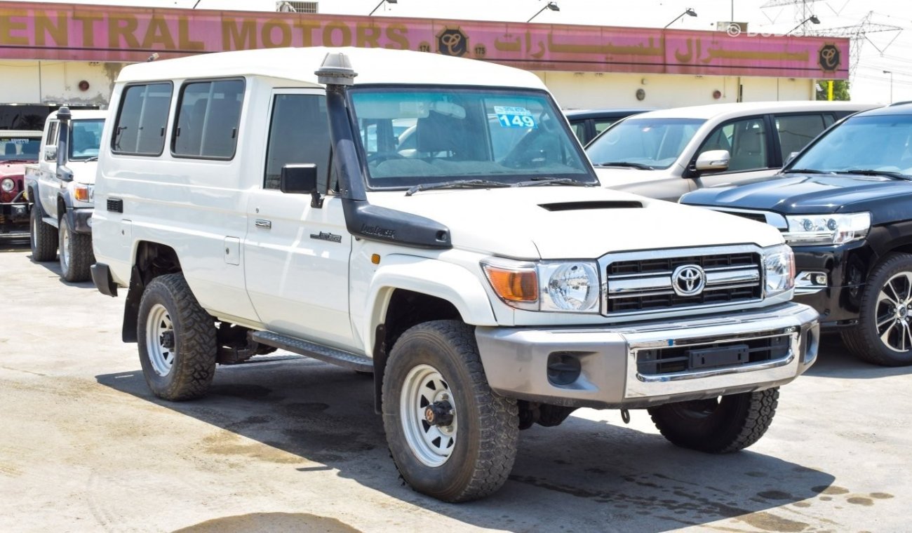 Toyota Land Cruiser Hard Top Right hand drive troop carrier 13 seater V8 1VD 4.5 diesel manual with extra door can be done as an 