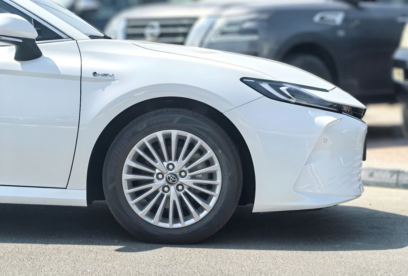 تويوتا كامري TOYOTA CAMRY 2.0L HEV PREMIUM OPTION 2025