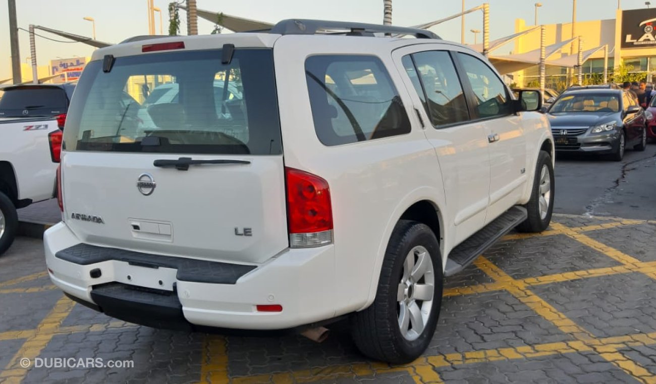 Nissan Armada Khaleeji - Number One - Leather - Slot - Wood - Alloy Wheels, in excellent condition, without any co