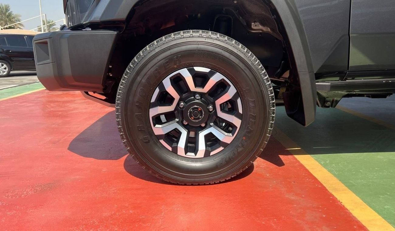 تويوتا لاند كروزر 70 Toyota Land Cruiser Hard Top 4.0L | 2024 | 0KM | GCC