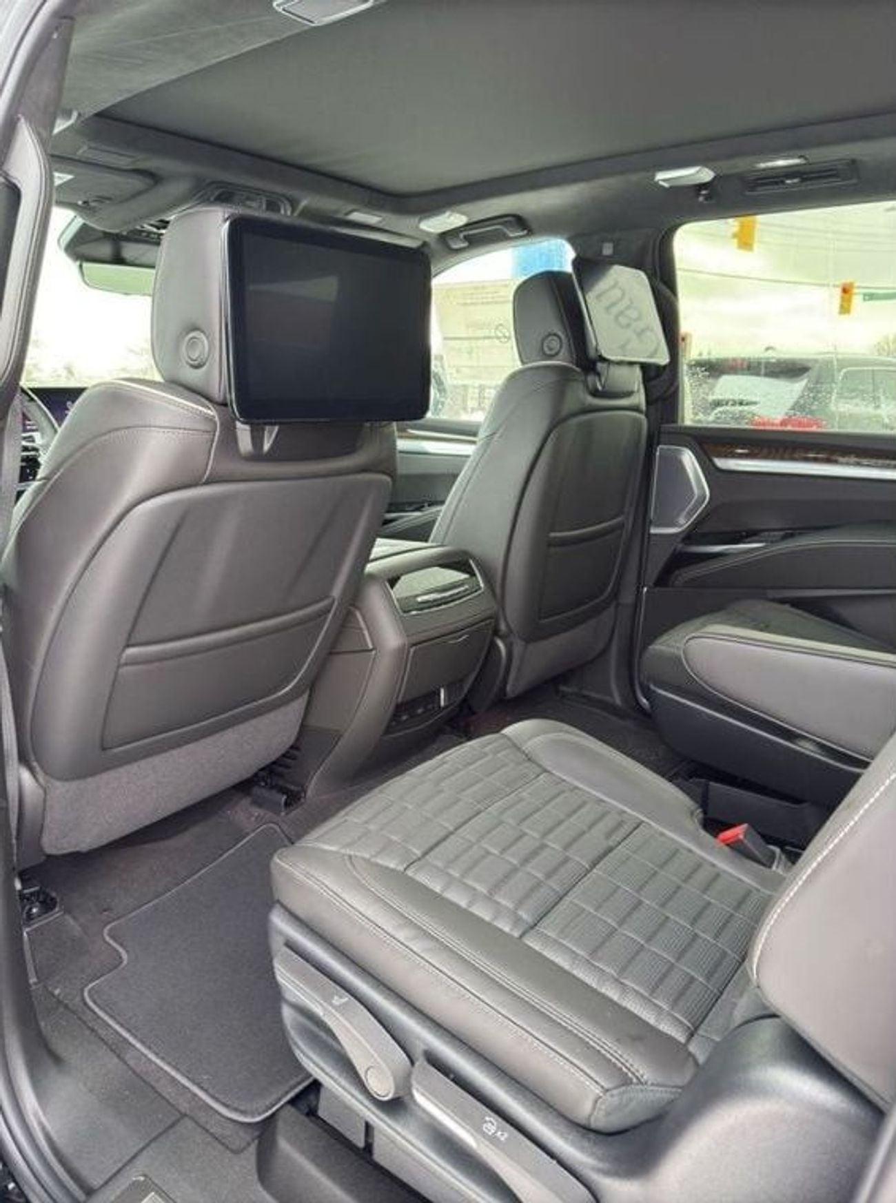 كاديلاك إسكالاد SPORT PLATINUM 6.2L