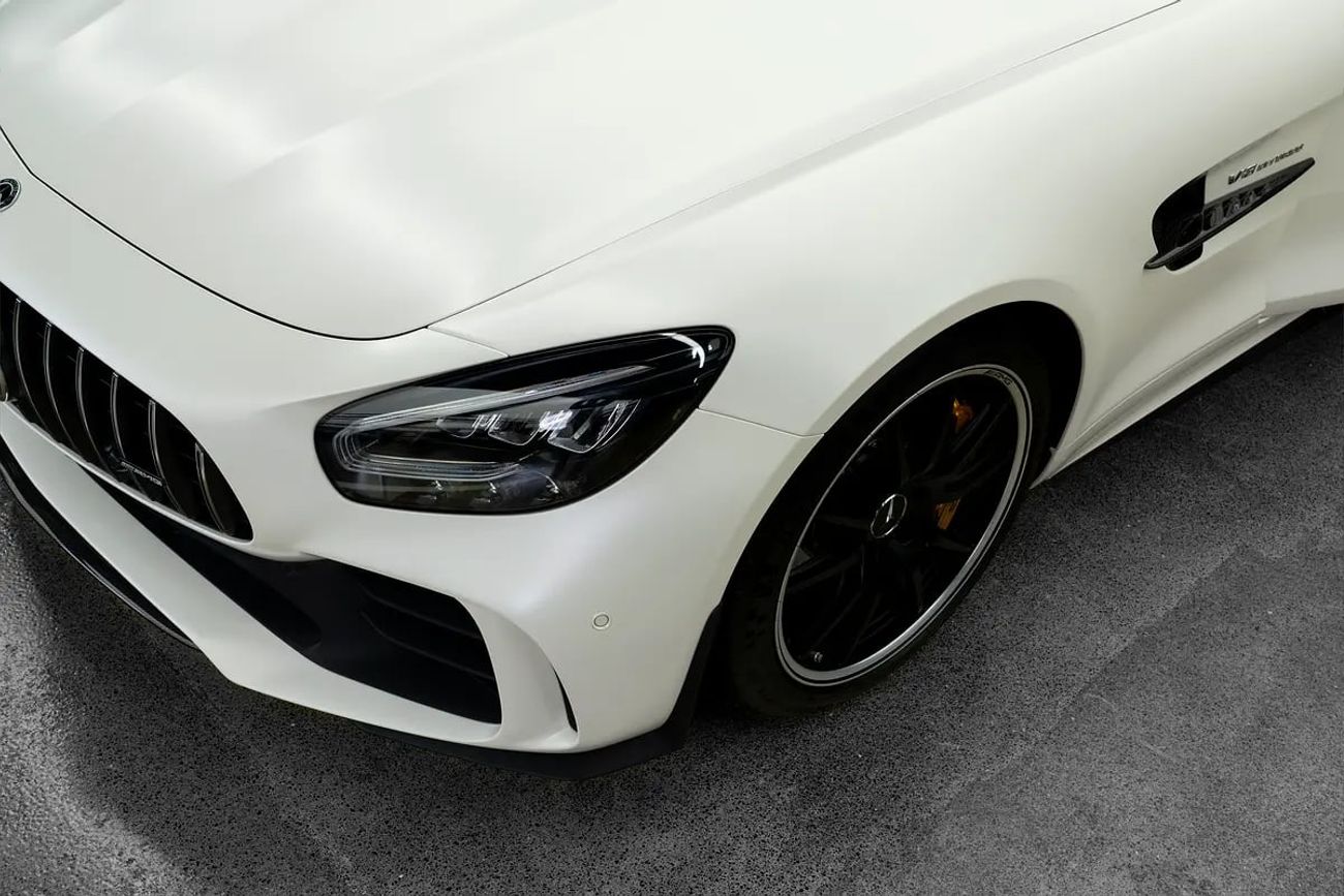 Mercedes-Benz AMG GTR