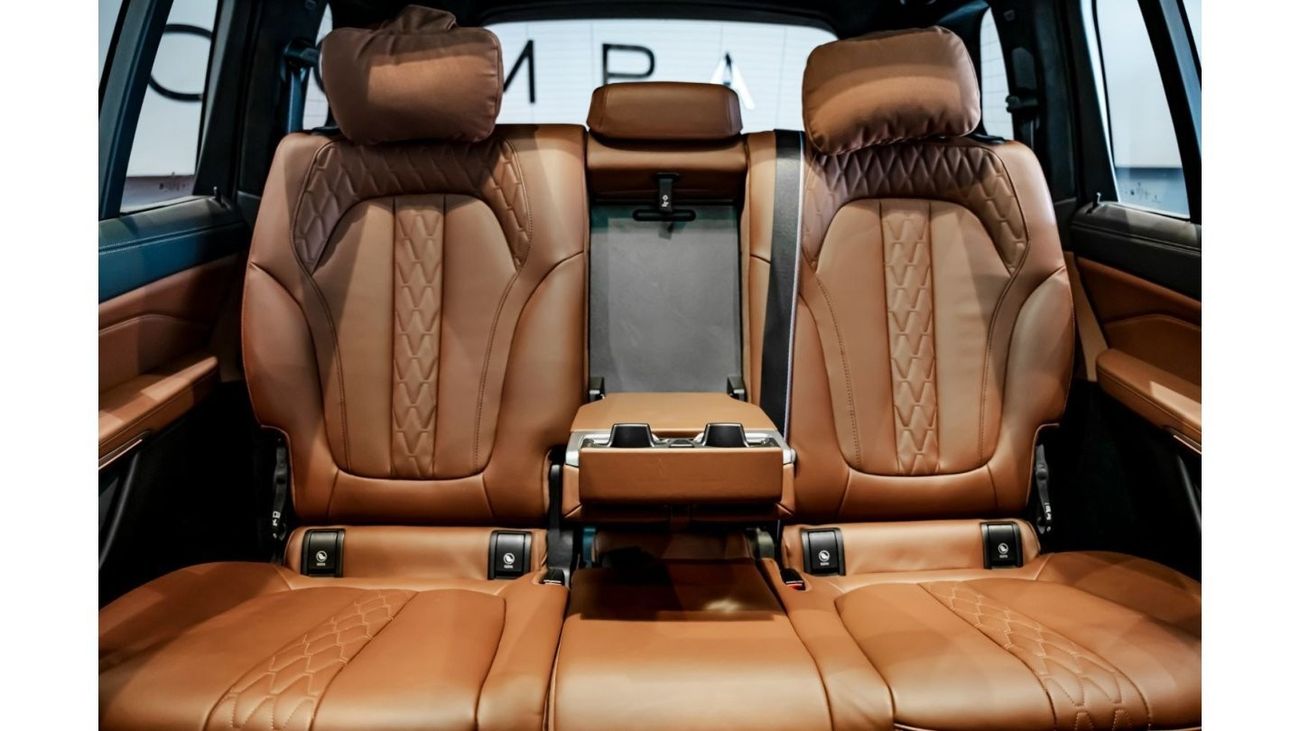 بي أم دبليو X7 2023 BMW X7 xDrive 40i, 2028 BMW Warranty + Service Contract, Low KMs, GCC