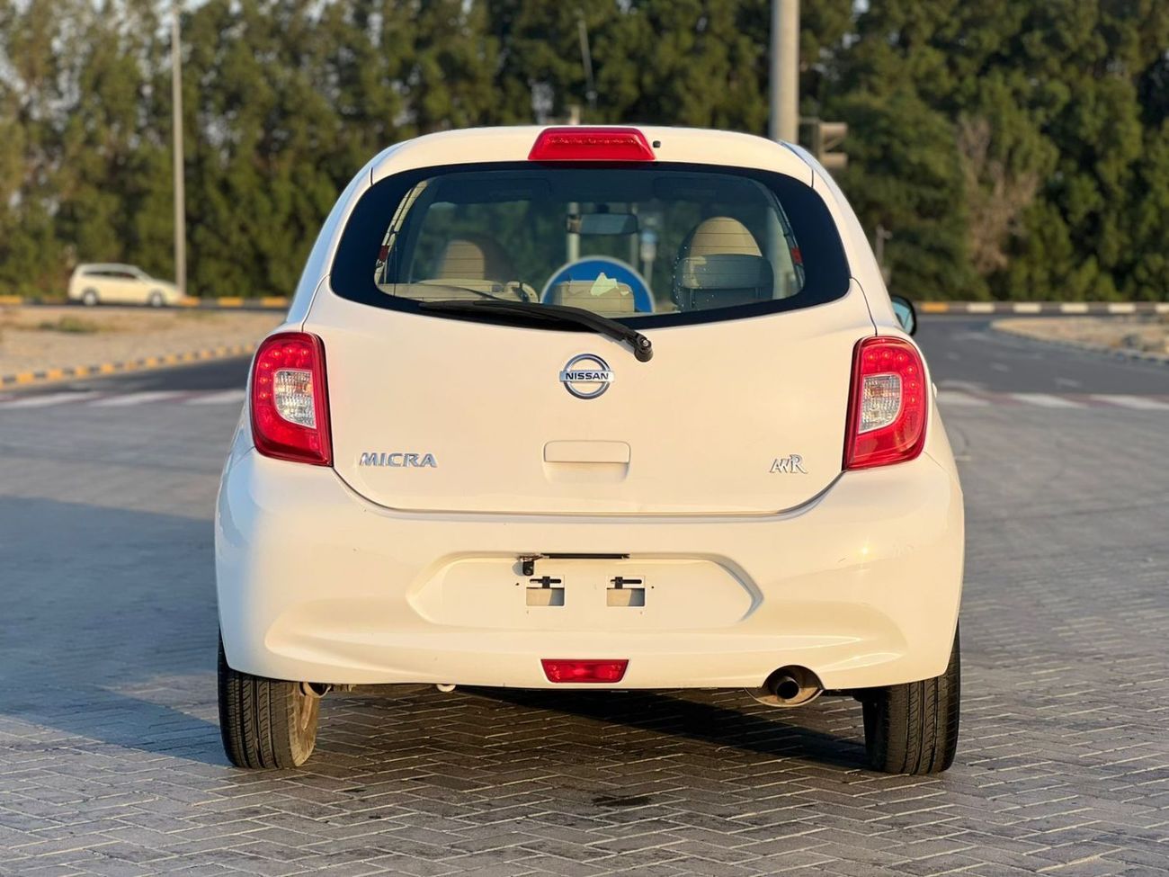 Nissan Micra SV 1.5L (100 HP)