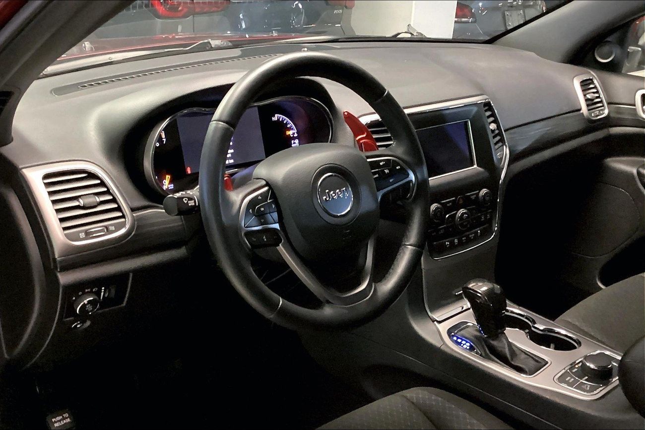 Jeep Grand Cherokee Laredo | Guaranteed Warranty | 0 Down Payment