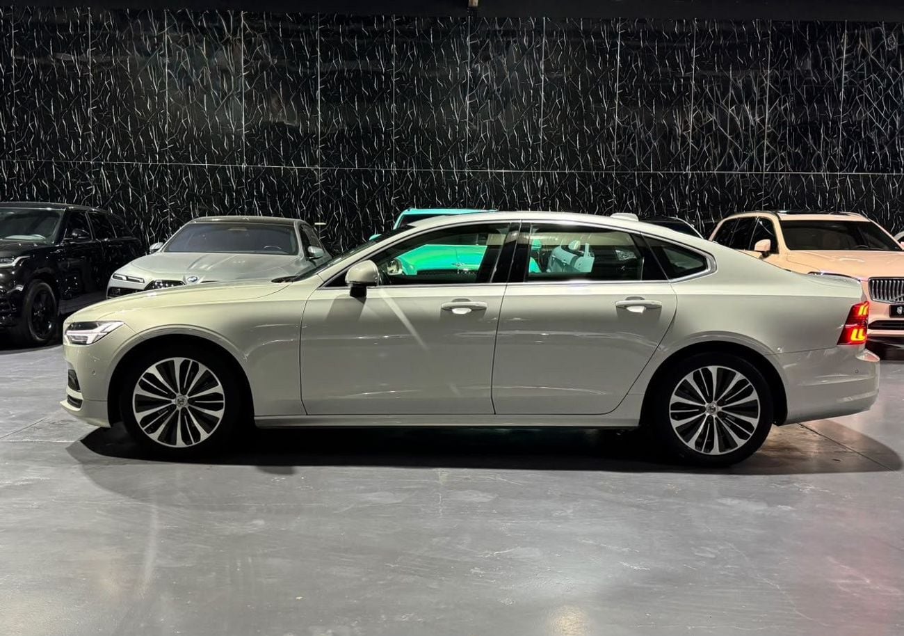 فولفو S90 Volvo S90 B5 | GCC | Original Paint | Well Maintained