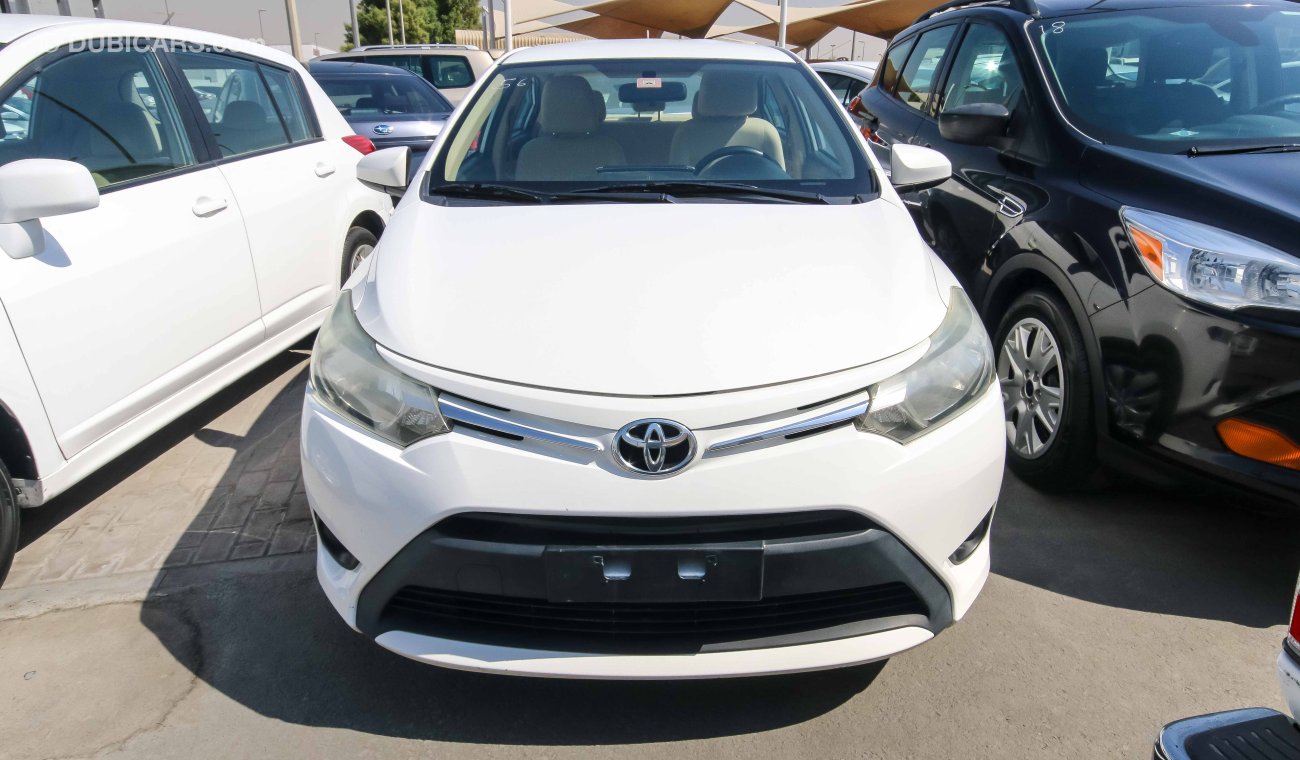 Toyota Yaris SE