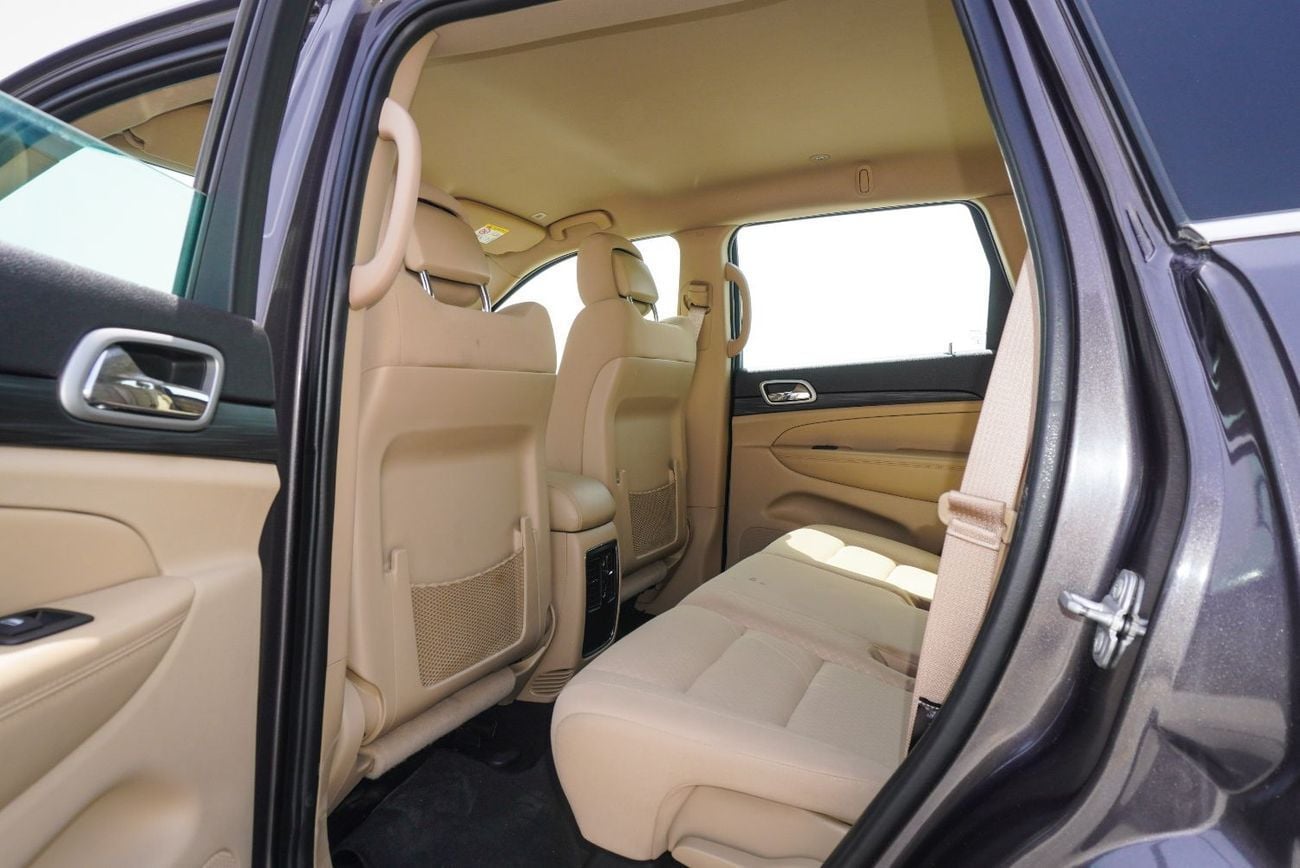 جيب جراند شيروكي LAREDO Limited 3.2L