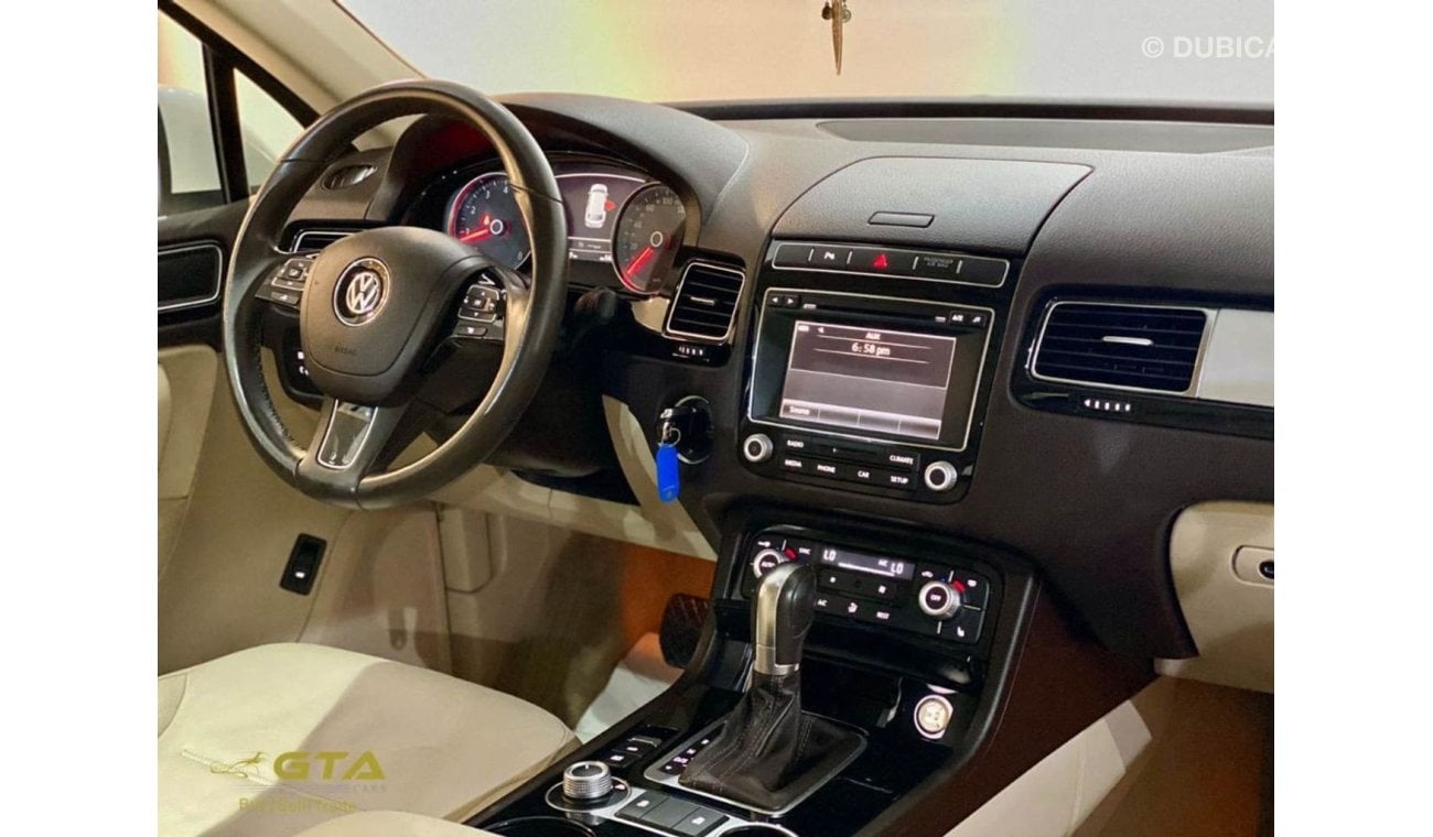 فولكس واجن طوارق 2015 Volkswagen Touareg, Warranty+Service Contract, GCC, Low Kms