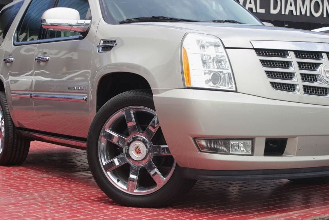 Cadillac Escalade GCC