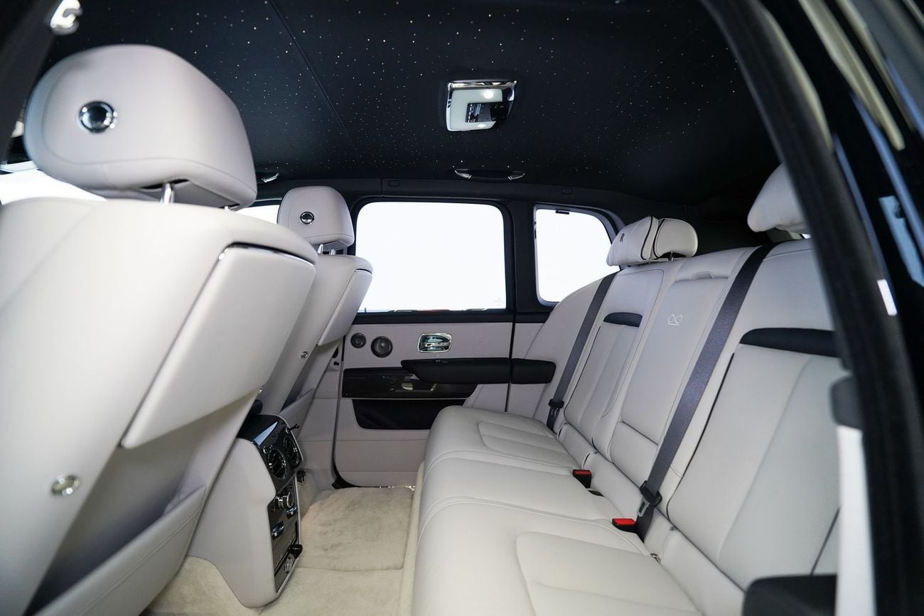 Rolls-Royce Cullinan BLACK BADGE