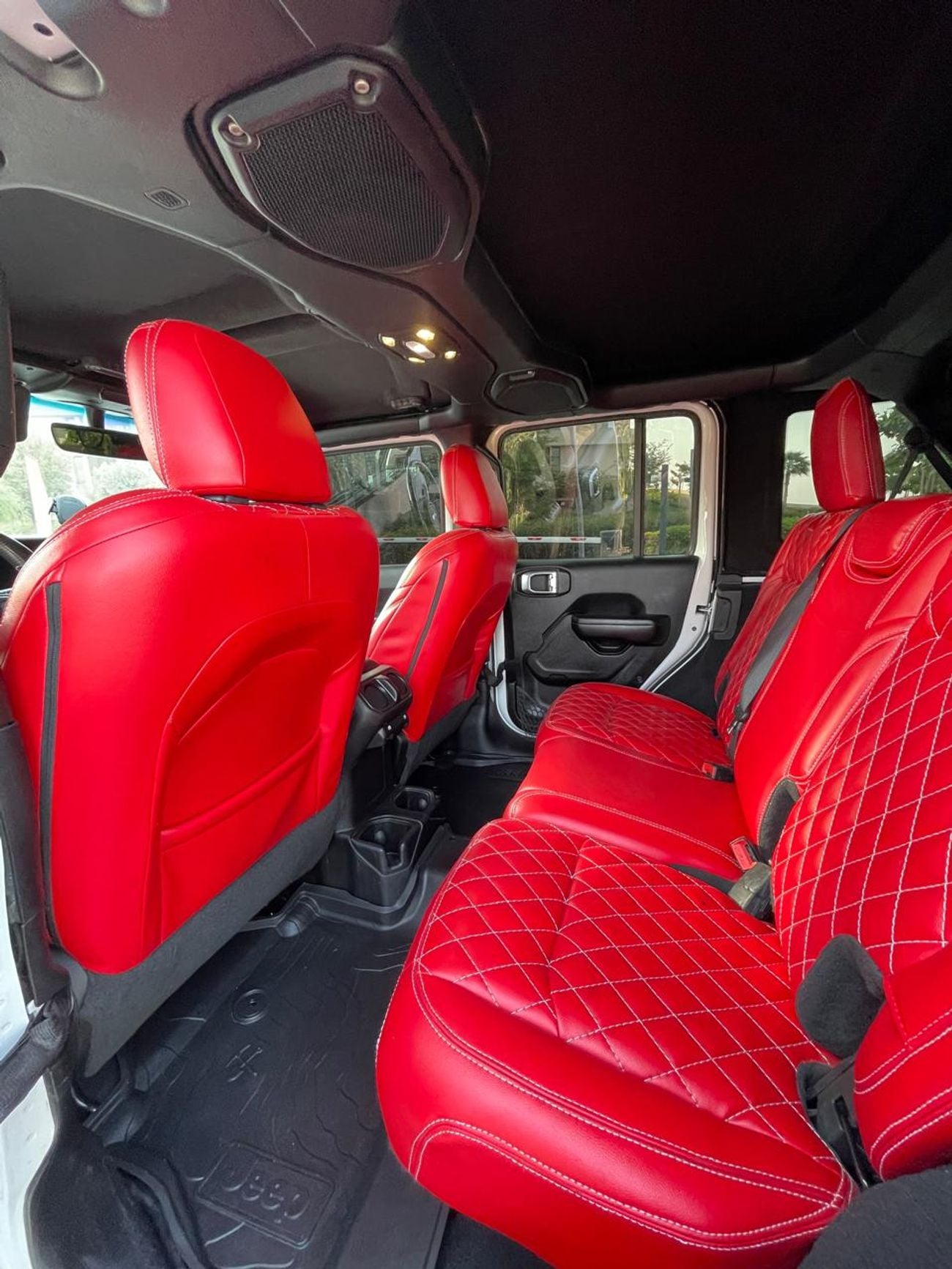 Jeep Wrangler Unlimited SPORT