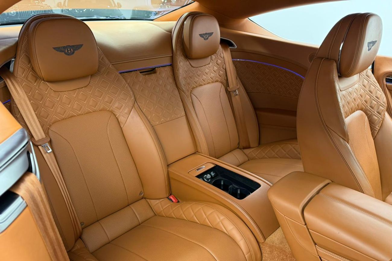 بنتلي كونتيننتال جي تي 6.0L W12 (626 HP)