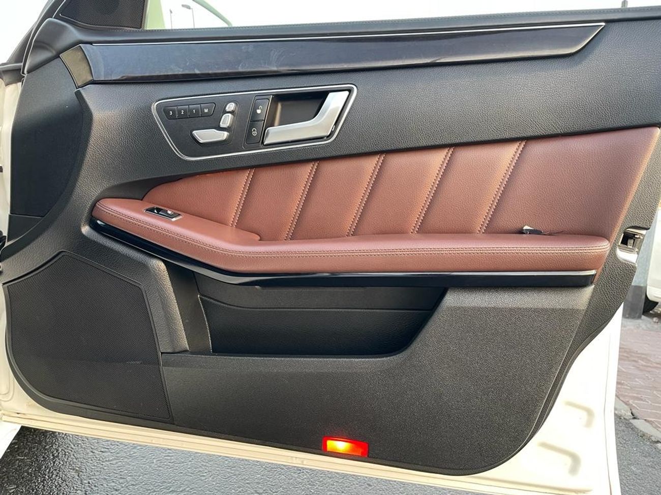 Mercedes-Benz E300 Mercedes E300 AMG_GCC_2015_Excellent Condition _Full option