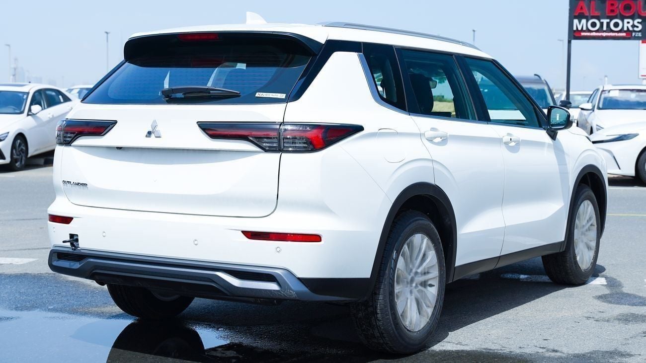 Mitsubishi Outlander GLX MIDLINE Brand New 2026 Mitsubishi Outlander Medium Line (G10) 2.5L | 7-Seater SUV | GCC Specific