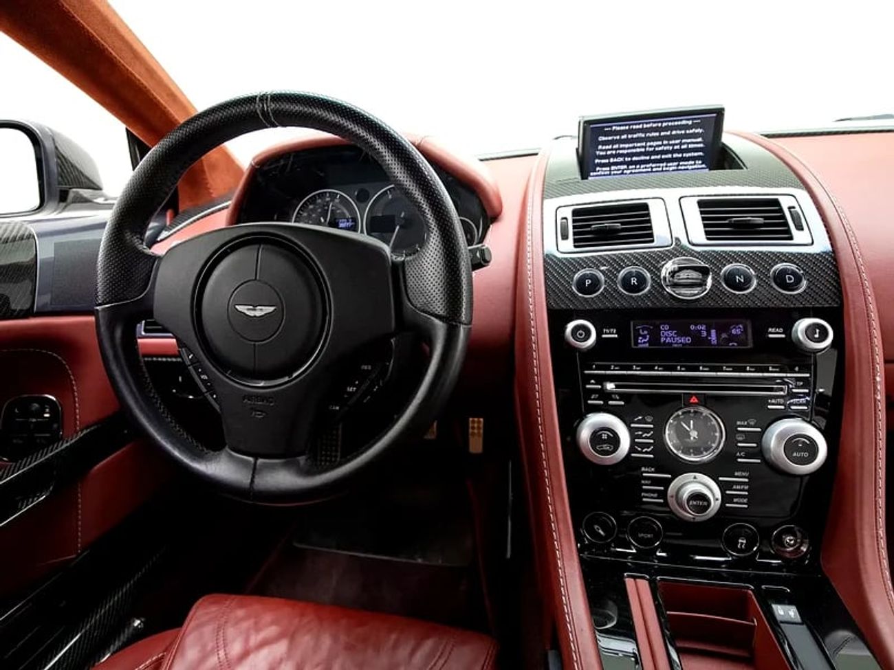 Aston Martin DBS Standard