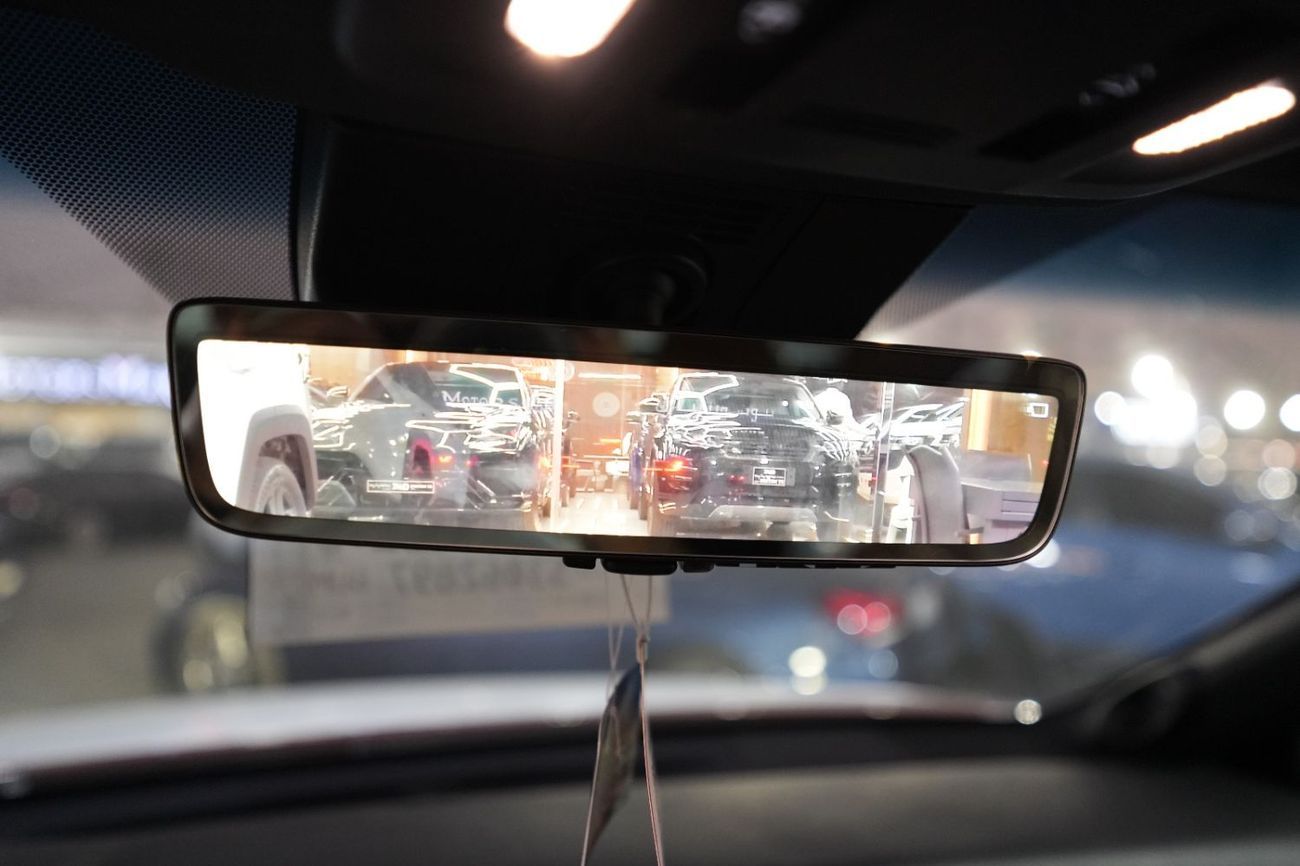 تويوتا كامري Lumiere2.5L Hybrid