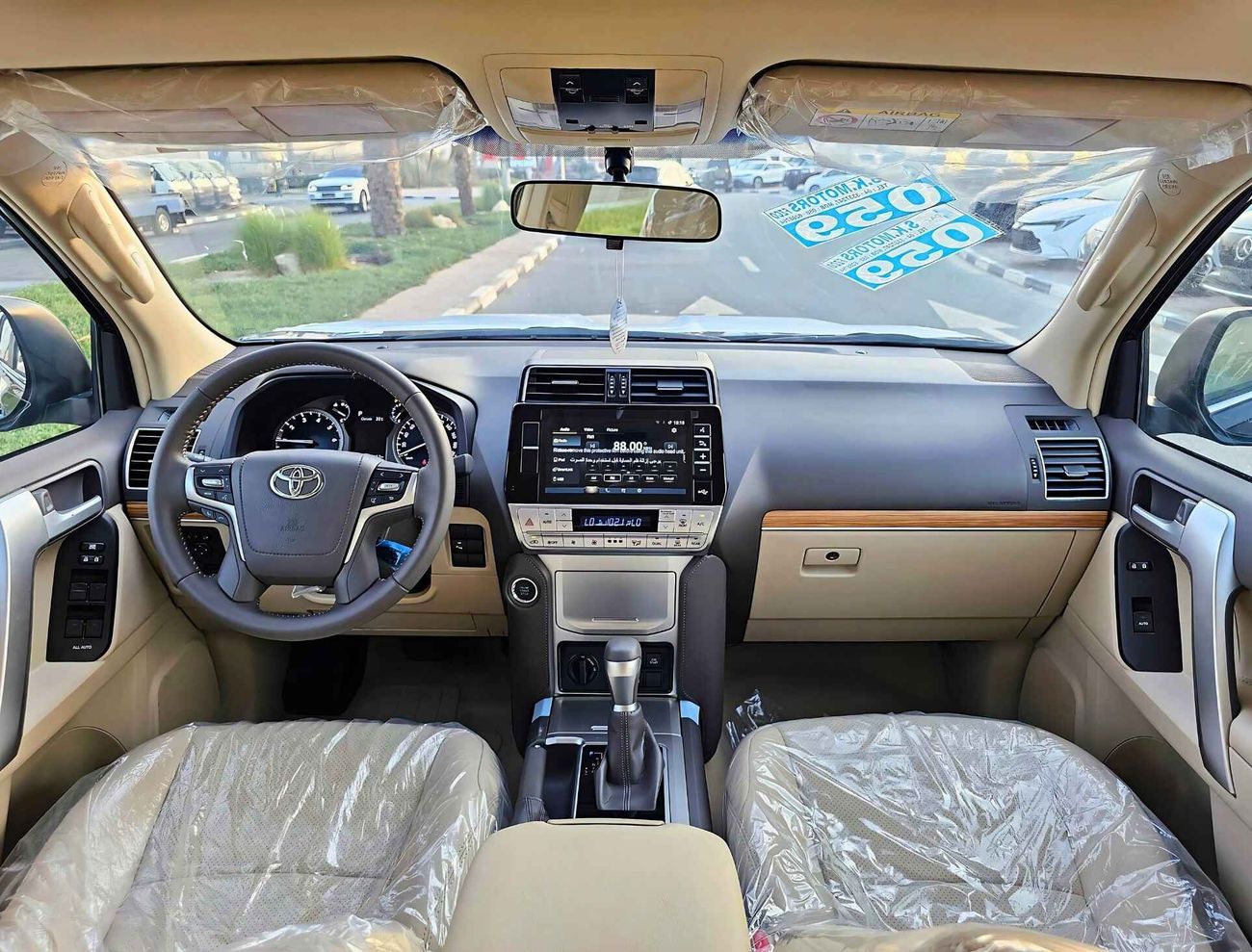 تويوتا برادو VX1 / 4.0L V6 / AUTO A.C / DRIVER POWER SEAT / WOOD INTERIOR (CODE# PSR40VX1)