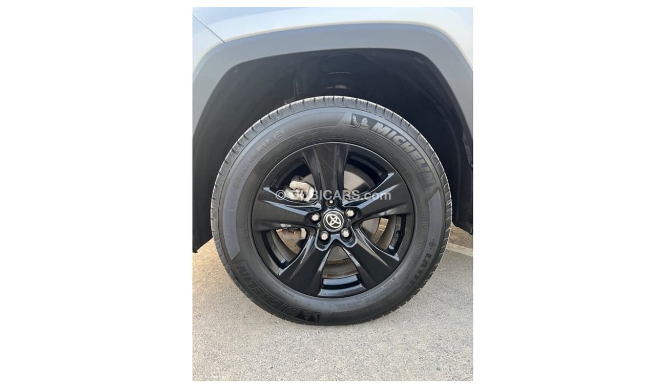 Toyota RAV4 2021 XLE LIMITED PUSH START AWD 2.5L UAE PASS