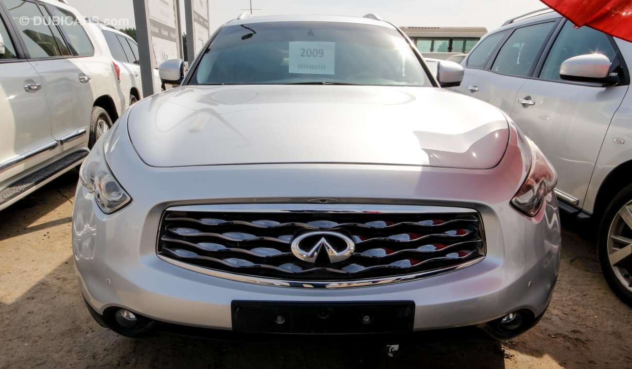 Infiniti FX35