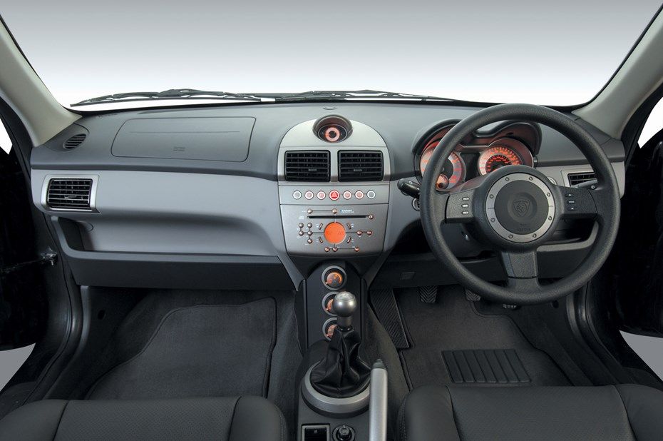 Proton Gen.2 interior - Cockpit