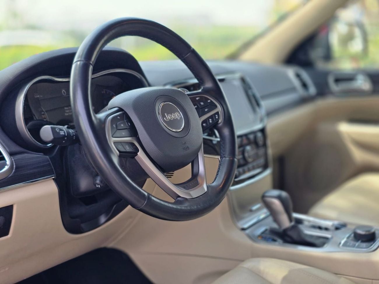 جيب جراند شيروكي Limited 3.6L