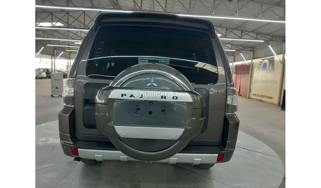 ميتسوبيشي باجيرو 3.8L (LOT#: 1681)