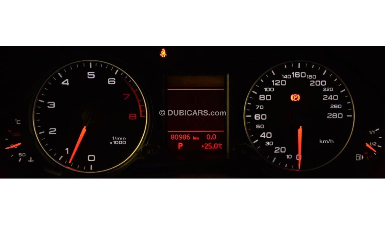 Audi Q5 VERY LOW MILEAGE! ONLY 80,000KM! Audi Q5 2.0T 2009 Model!! in Black Color! GCC Specs