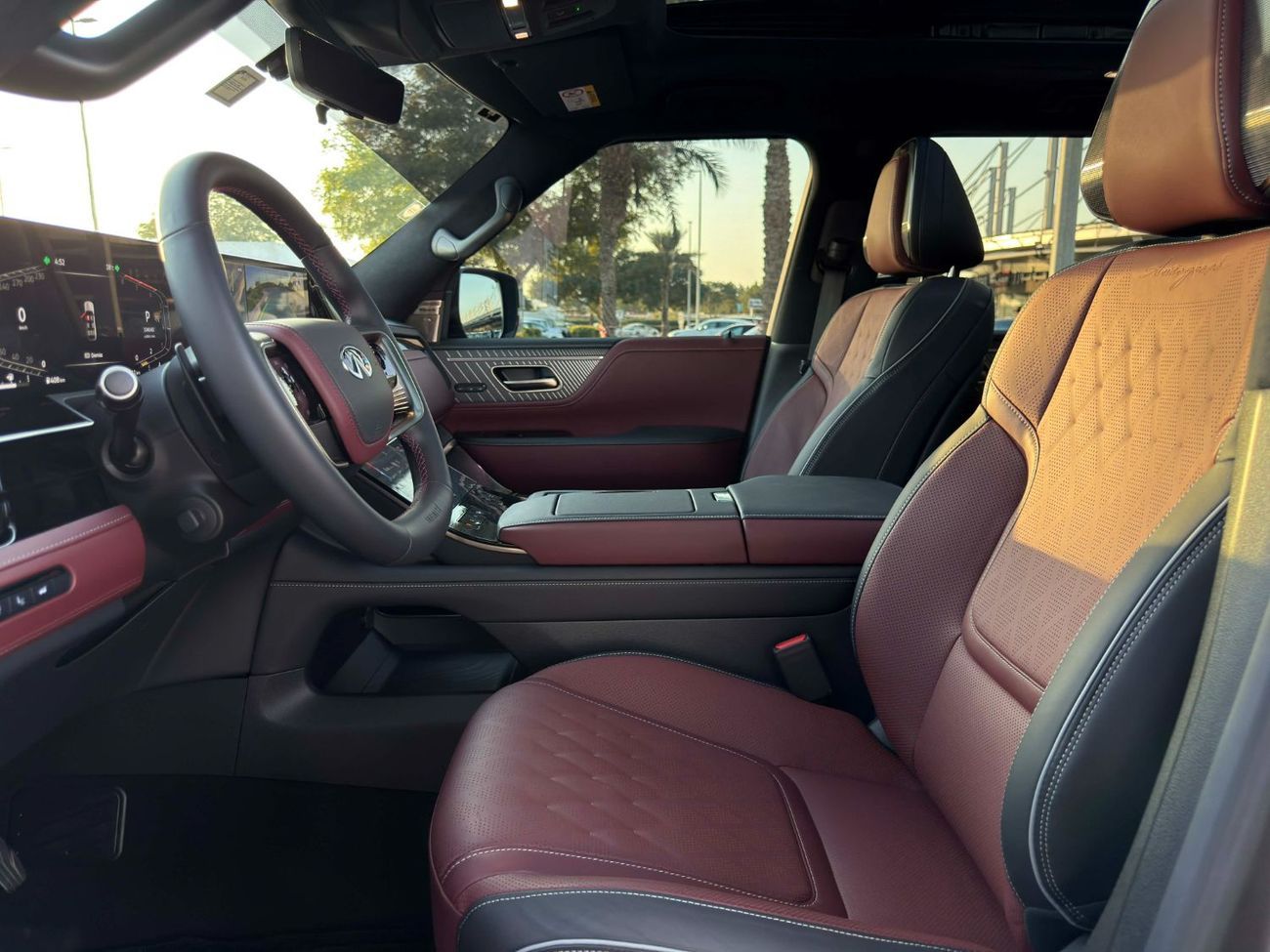 إنفينيتي QX80 Autograph Captain Chairs 3.5L