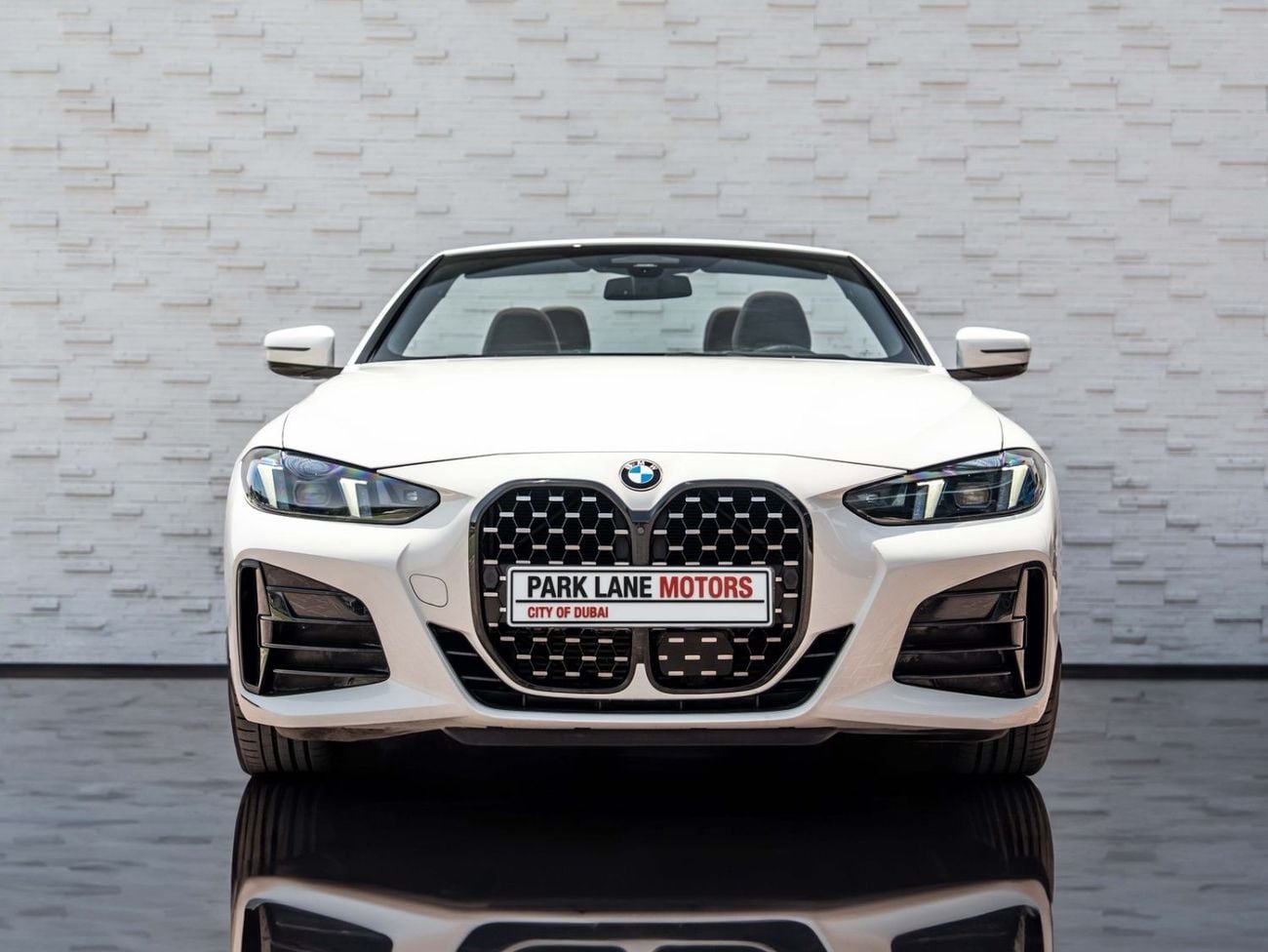 BMW 420i M SPORT BMW 4 Series 2025 for 3,297.00 AED monthly