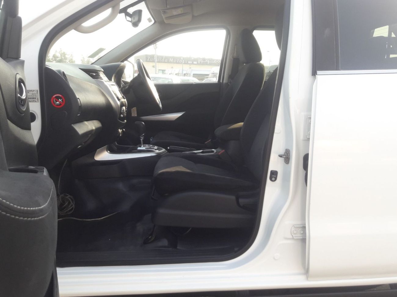 Nissan Navara NISSAN NAVARA RIGHT HAND DRIVE (PM1020)