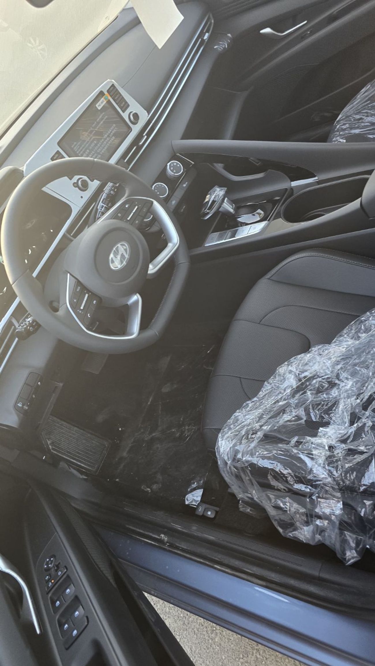 Hyundai Elantra HYUNDAI ELANTRA FULL OPTION 1.5L 2025 MODEL