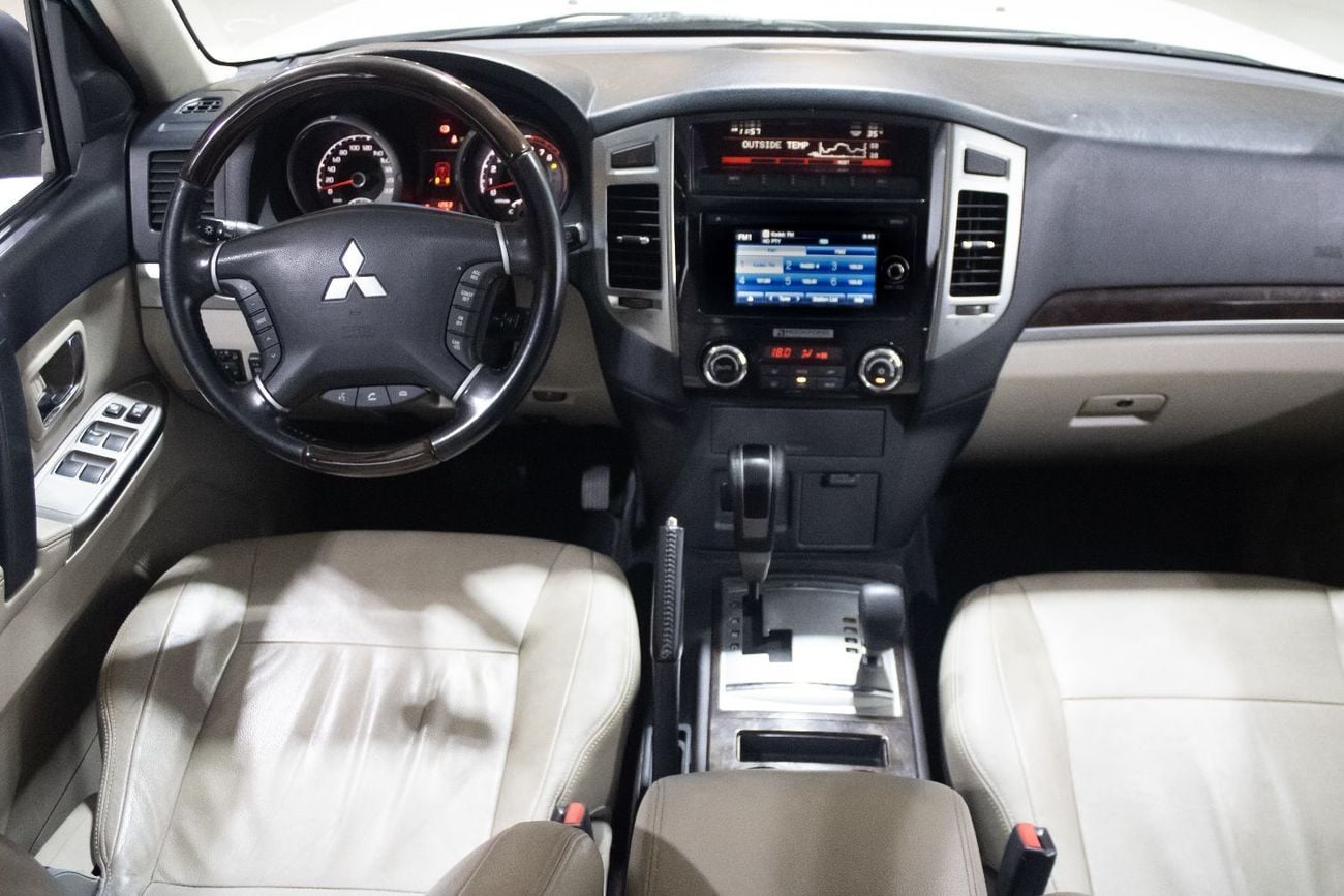 ميتسوبيشي باجيرو GLS Highline 3.0L (177 HP)