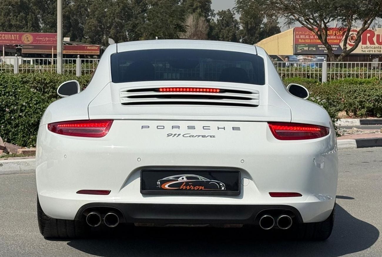 Porsche 911 Carrera 3.6L Coupe PORSCHE CARRERA 911 2013 GCC CARBON FIBER FULL SERVICE HISTORY SPECIAL EDITION 3