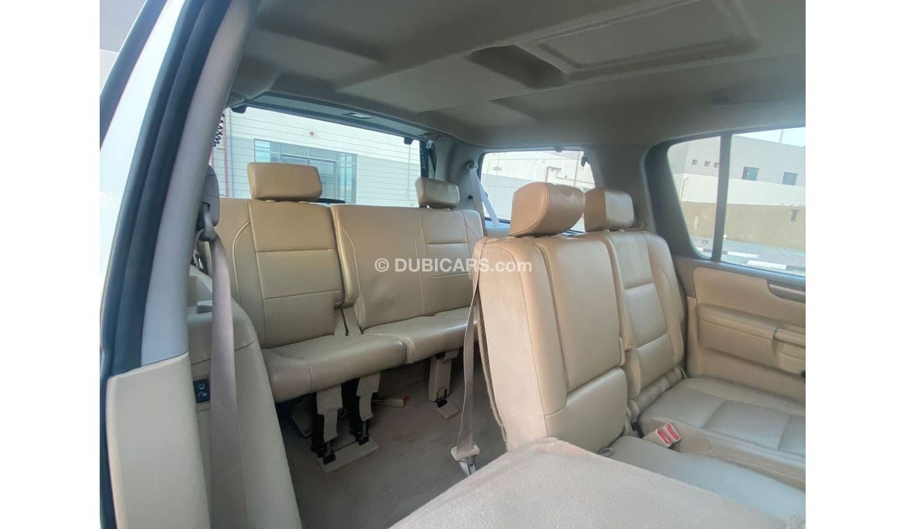 Nissan Armada Nissan Armada Platinum LE 2008