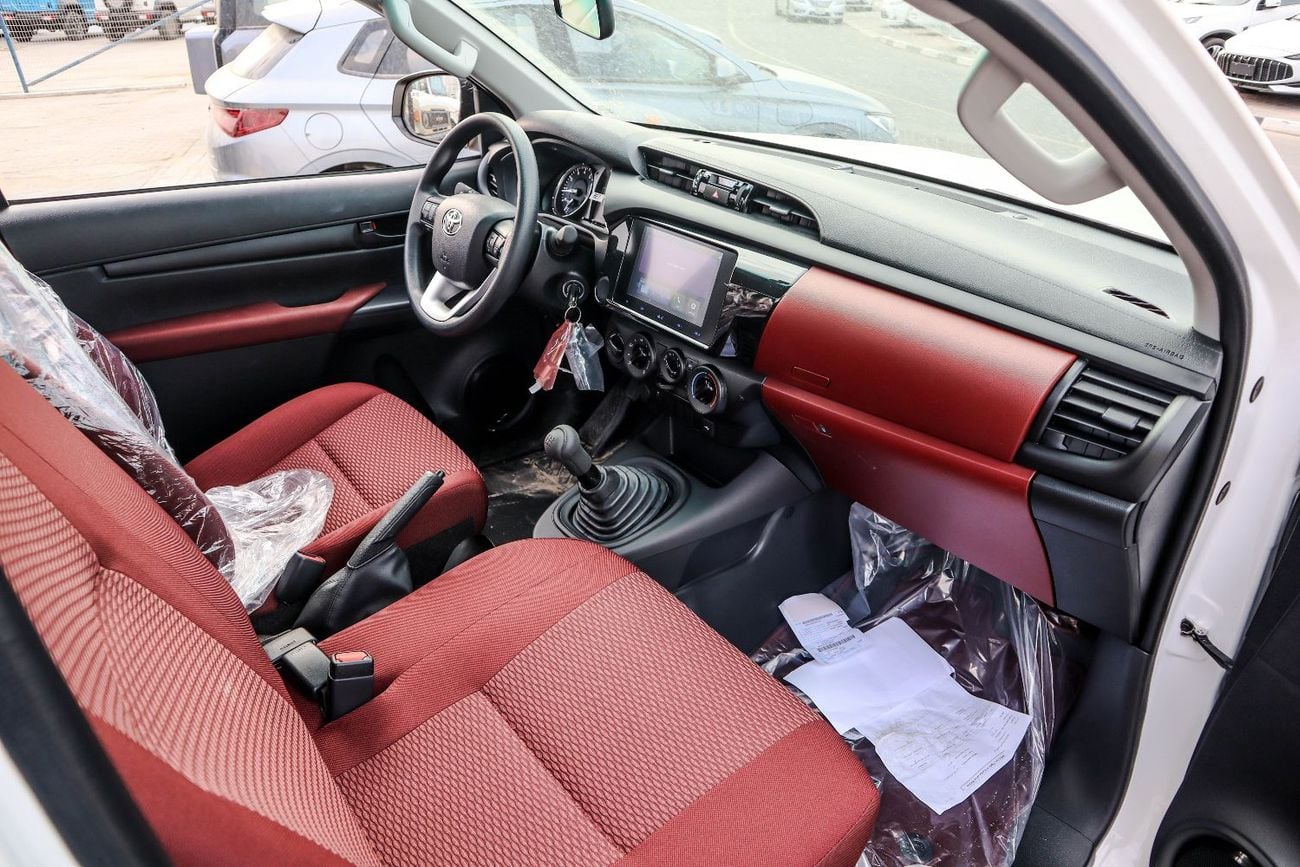 تويوتا هيلوكس toyota hilux single cab (TGN126) 2.7L Pick-up 4WD 2 Doors manual 2026 model without diff lock