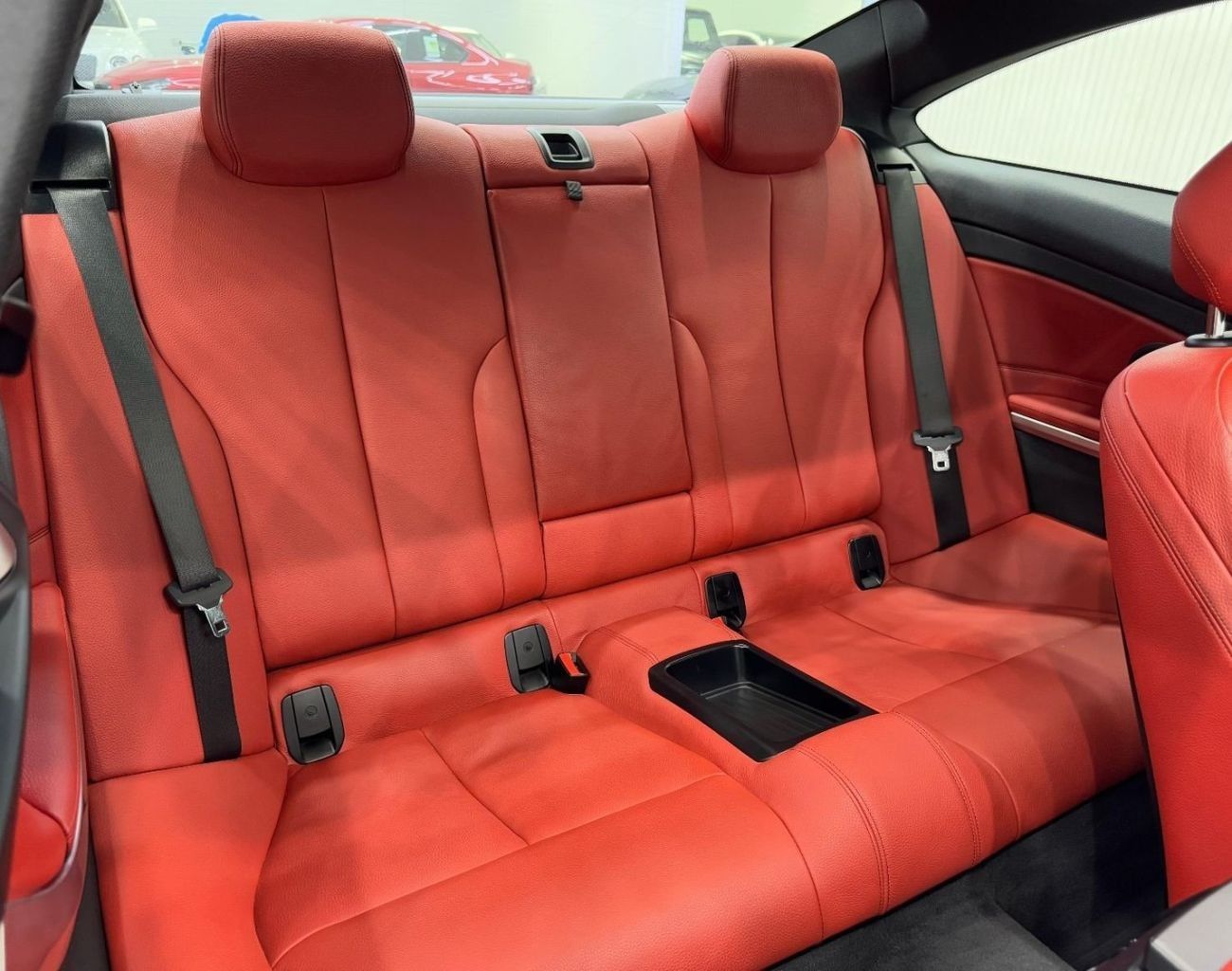 بي أم دبليو 420i M Sport 2.0L 2018 BMW 420i M-Sport, Warranty, Full Service History, Excellent Condition, GCC