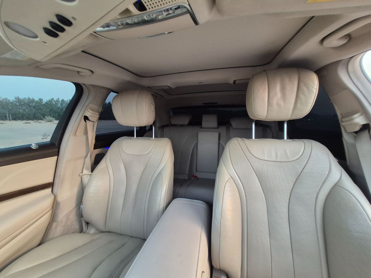 مرسيدس بنز S 550