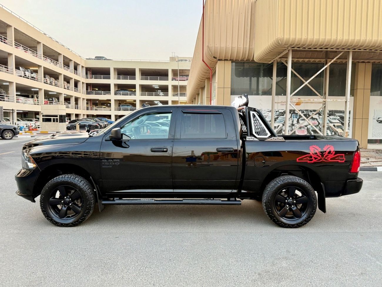 RAM 1500 2021 BIG HORN NIGHT REBEL EDITION 4x4 / 3.6 CANADA SPEC