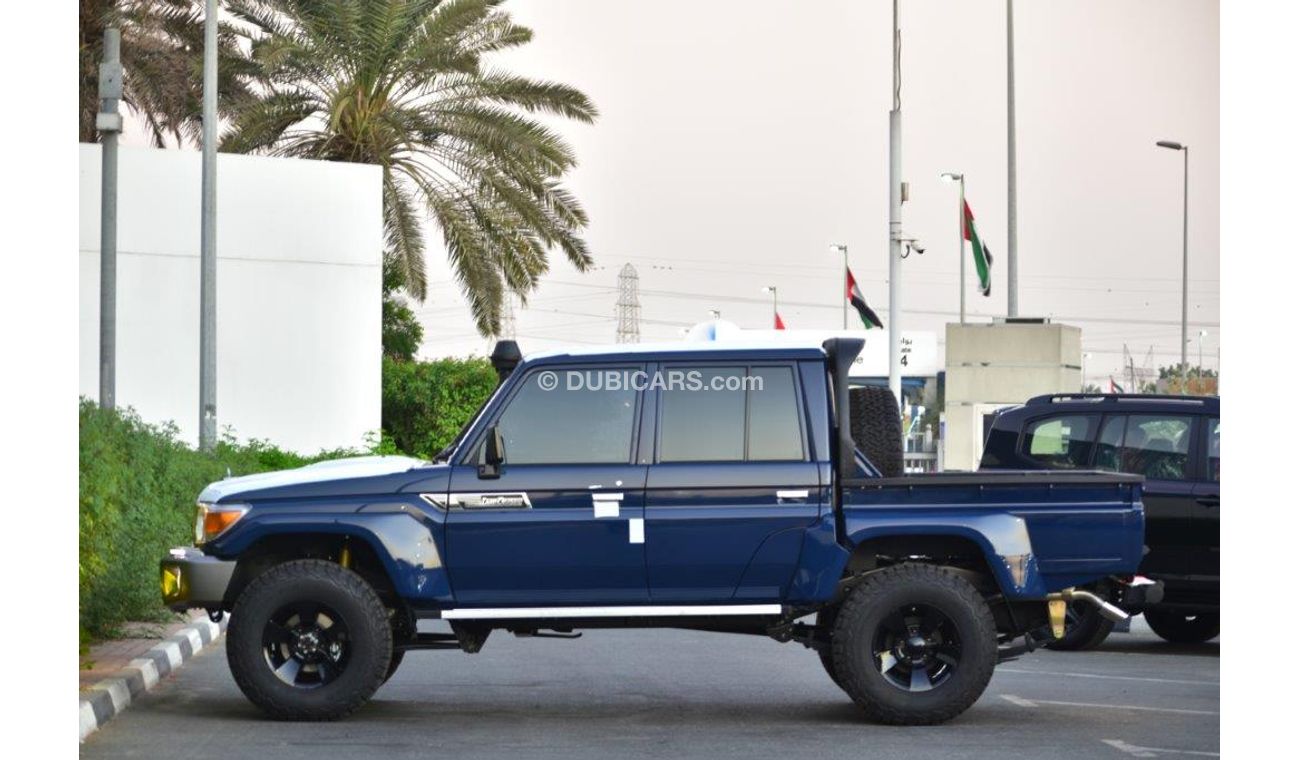 تويوتا لاند كروزر بيك آب 79 Double Cab  Xtreme V8 4.5L Td MT
