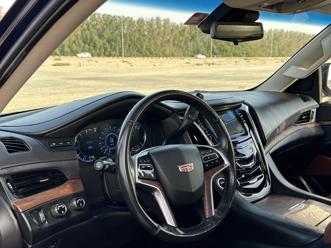 كاديلاك إسكالاد Platinum 6.2L