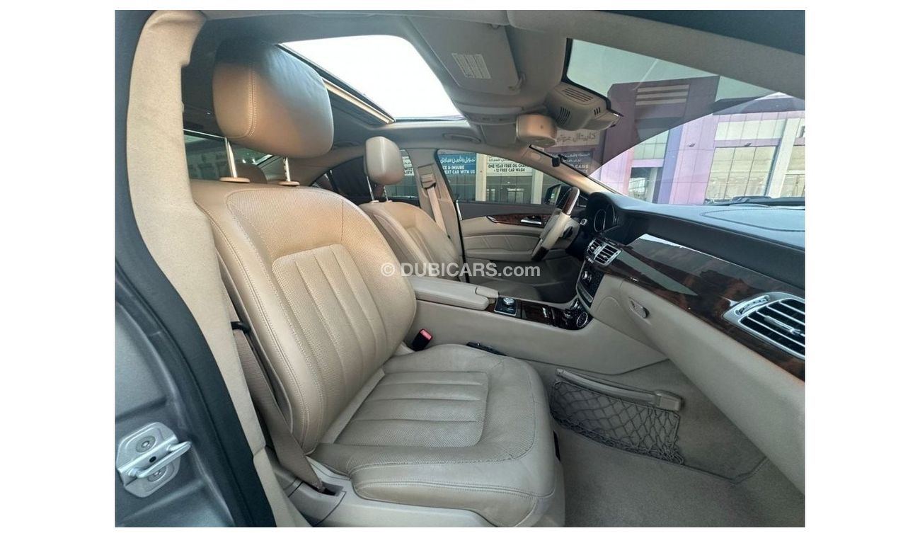 مرسيدس بنز CLS 500 مرسيدس سي ال اس 500 Std موديل : 2012  -8 سلندر _محول 63  ايه ام جي بالكامل  السعر : 47,000 درهم  الم